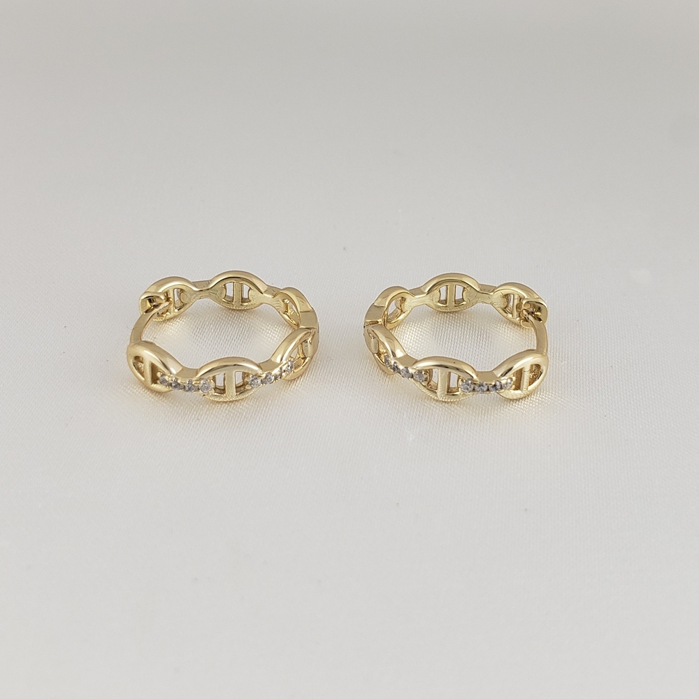14K Gold Diamond Mariner Huggie Hoop Earrings